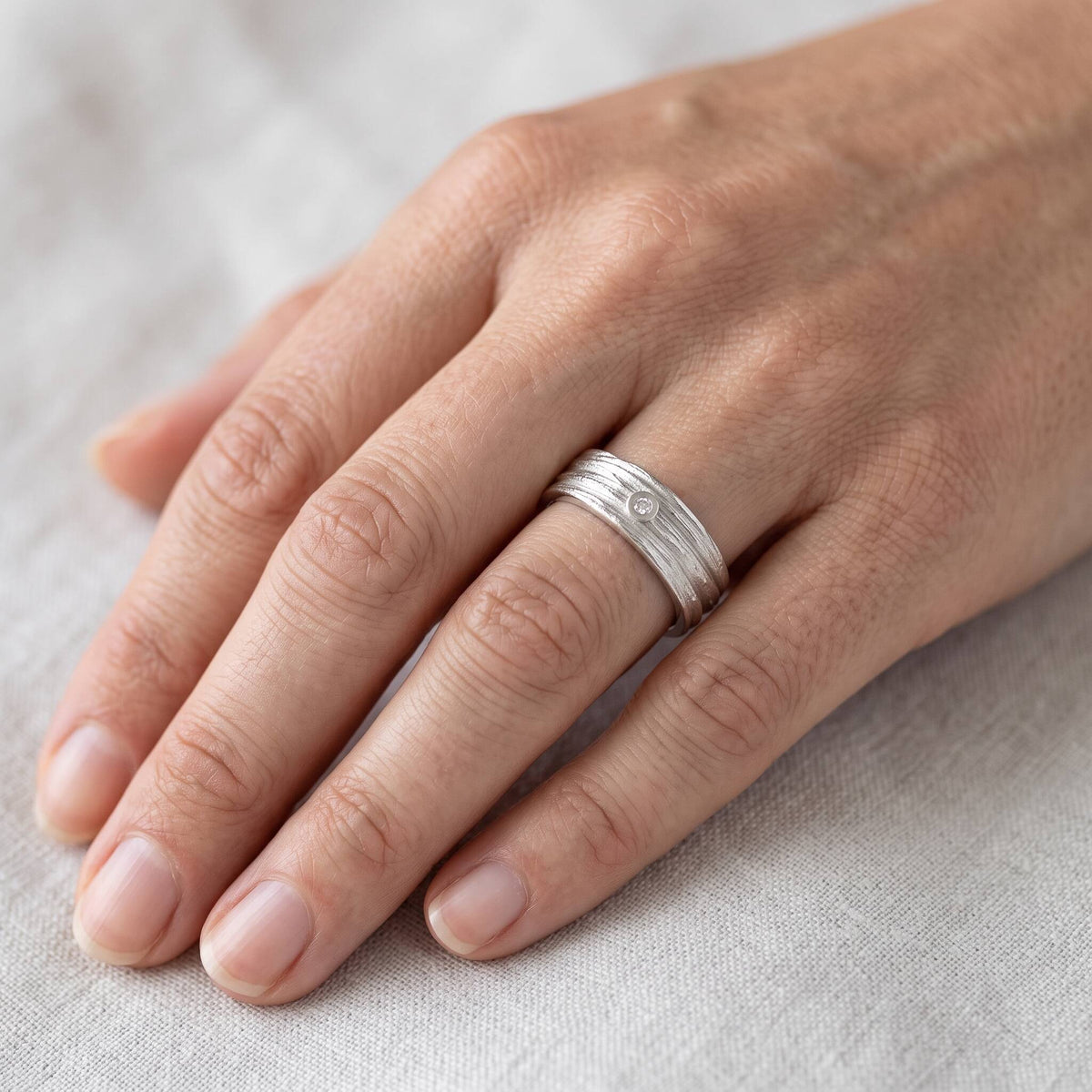569440_gi3
